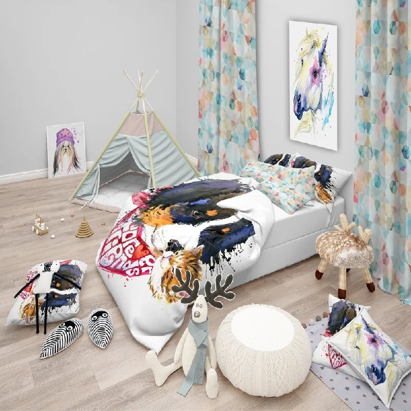 Designart 'Dog and Cat Friends Forever' Modern & Contemporary Bedding Set - Duvet Cover & Shams