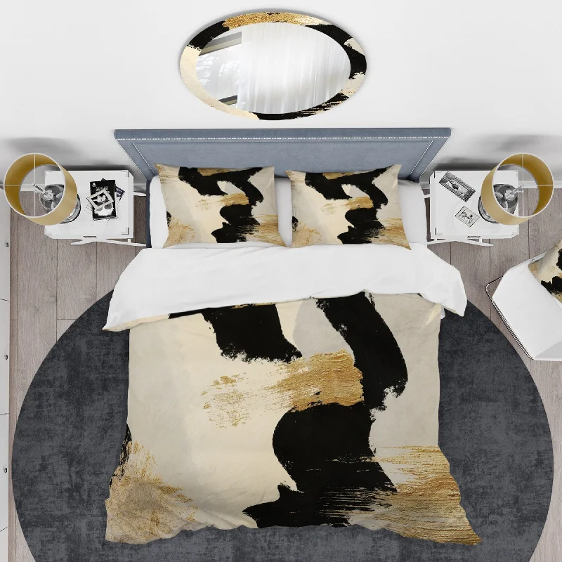 Designart 'Glam Collage II' Glam Bedding Set - Duvet Cover & Shams