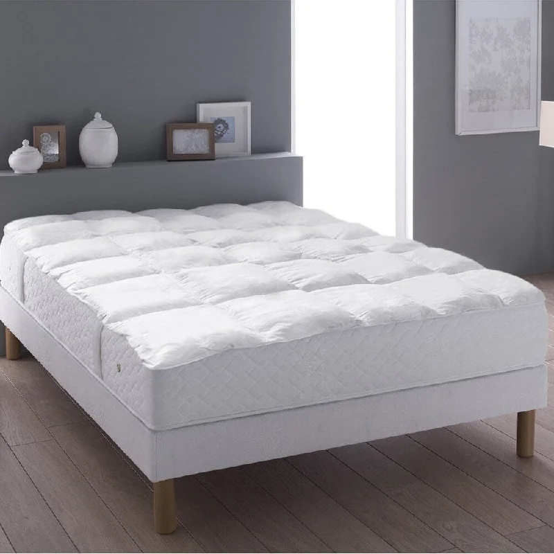 Cotton 233 Thread Count Mattress Topper Featherbed - White