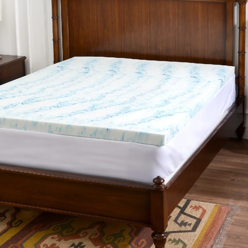 Nestfair Queen Size Gel and Aloe Infused Memory Foam Mattress Topper