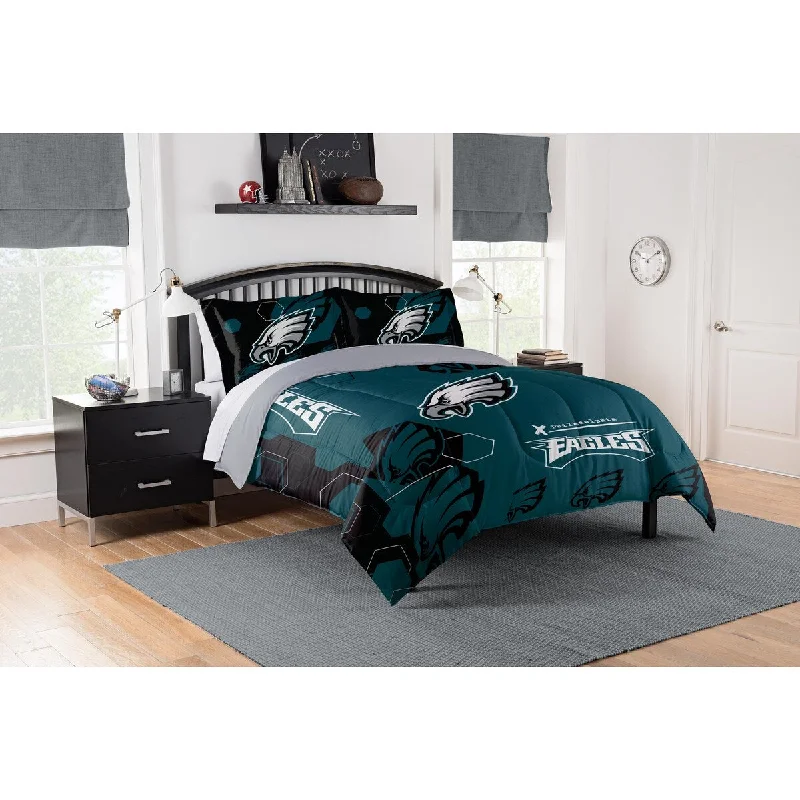 NFL 858 Eagles Hexagon King Printed Comforter & Shams Set