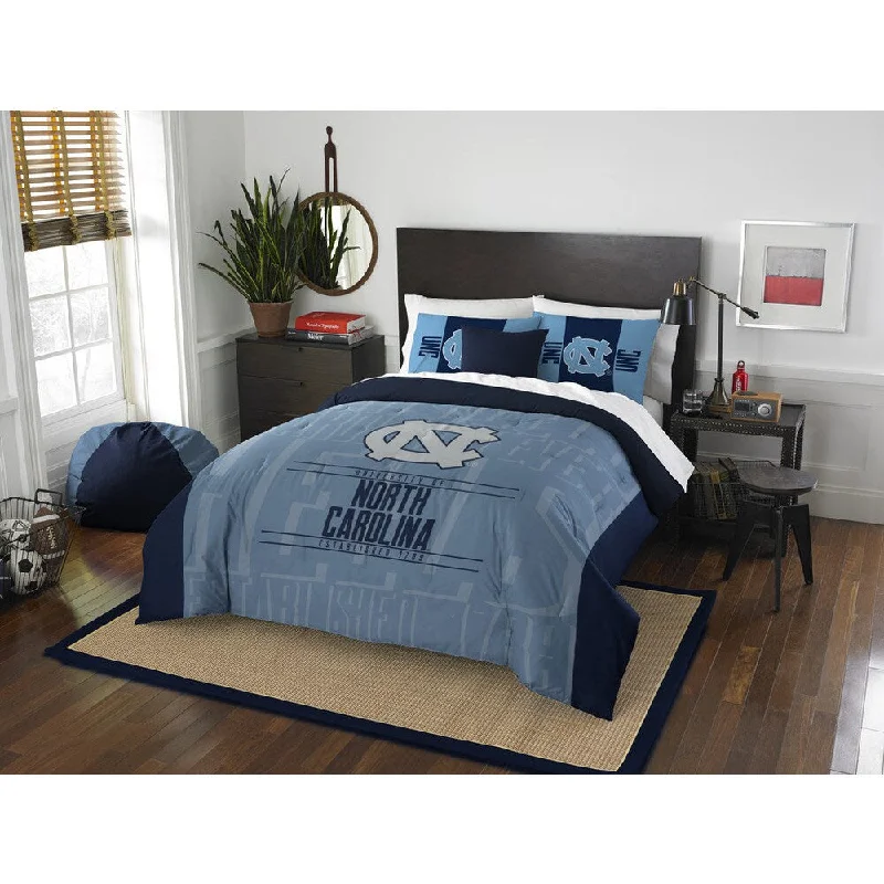 The Northwest Company COL 849 UNC Modern Take Full/ Queen 3-piece Comforter Set